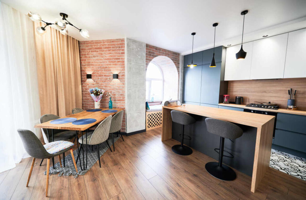 Komplette Modernisierung einer 120 m² Altbauwohnung in Berlin – energetische Sanierung und moderner Innenausbau von Hartmann.